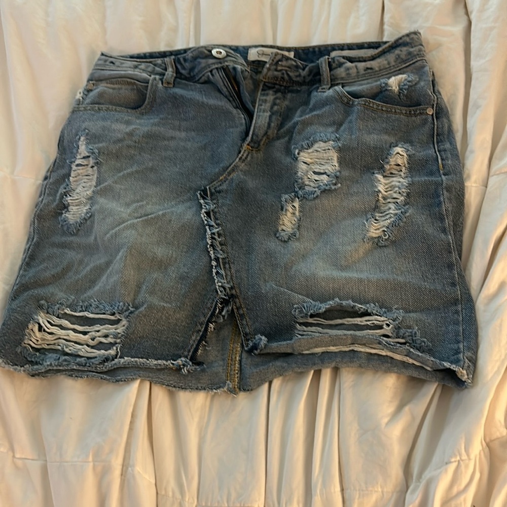 Cute destructed denim miniskirt by Jessica Simpson